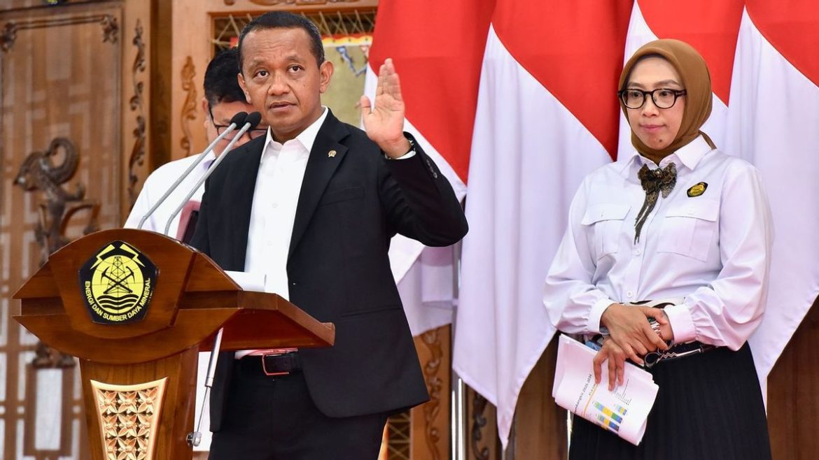 Bahlil Lahadalia Akan Evaluasi Tambang Nikel di Raja Ampat